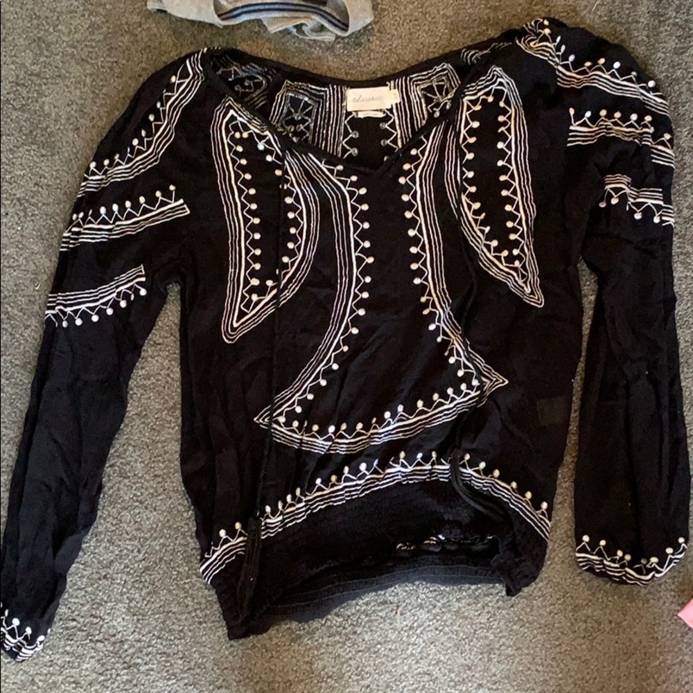 Tularosa Black and White Blouse